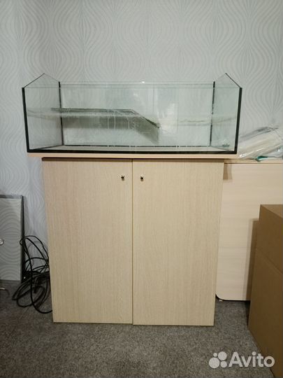 Аквариум с тумбой 150л