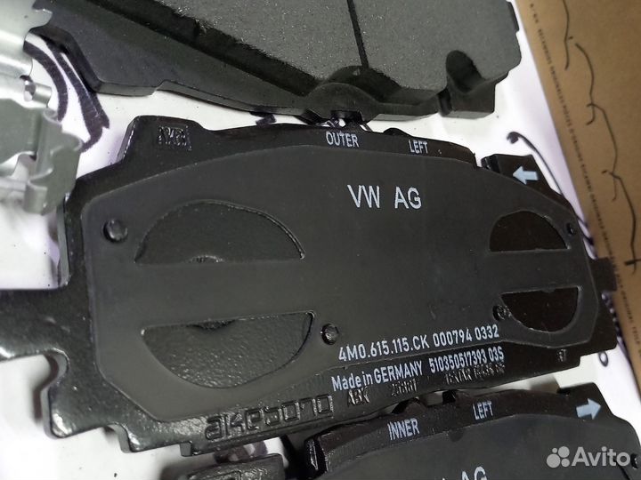 Колодки тормозные перед VAG 4M0698151BH
