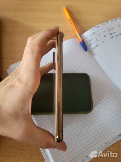 Телефон iPhone xs