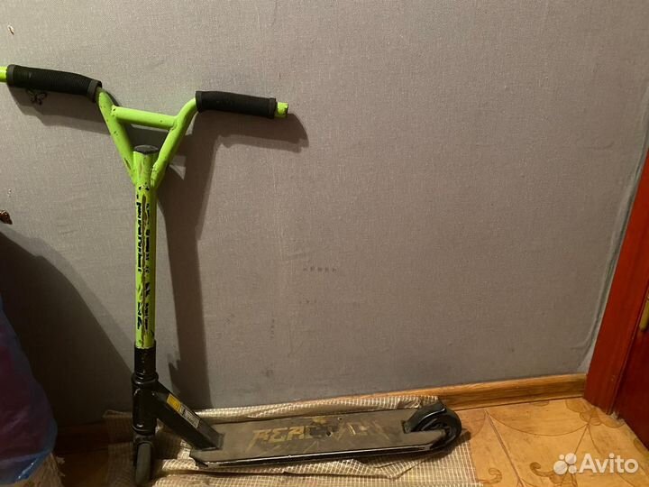 Трюковой самокат