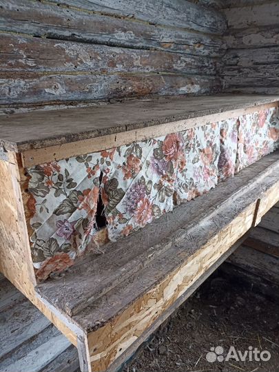 Гнездо для кур с яйцесборником