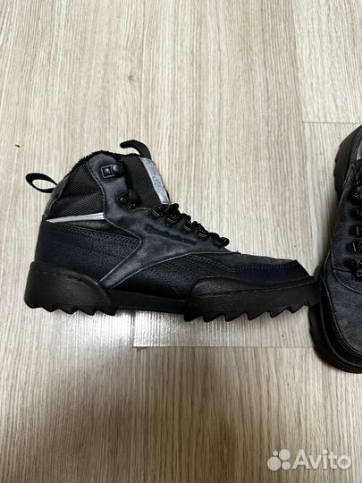 Кроссовки зимние reebok