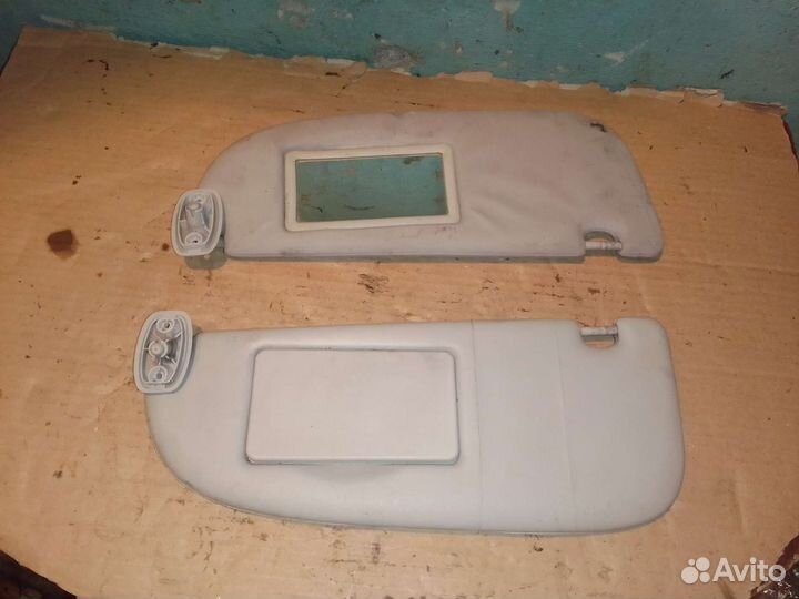 Солнцезащитный козырек Peugeot 206