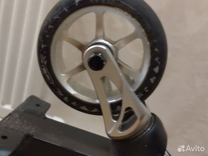 Трюковой самокат Fox pro