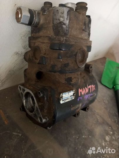 Компрессор воздушный автомобильный