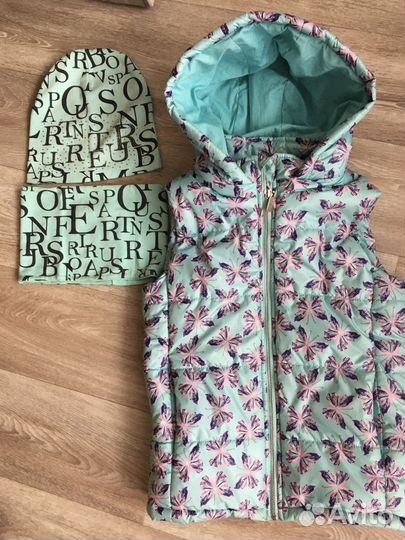 Продаю жилетку,шапочку и снуд