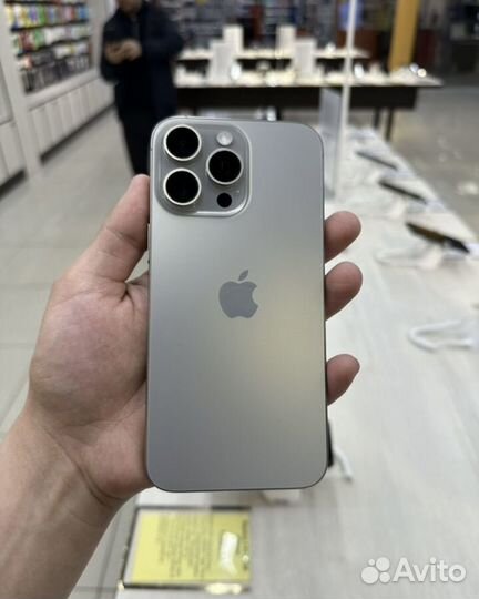 iPhone 15 Pro Max, 256 ГБ