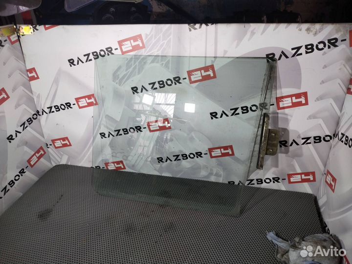 Стекло двери передней правой DAF XF 105 2009