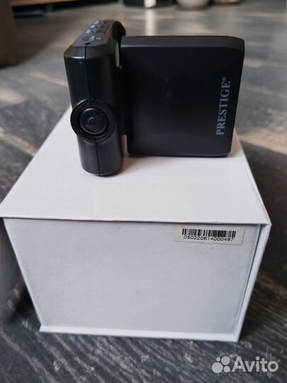 Продаётся видеорегистратор новый Prestige 057