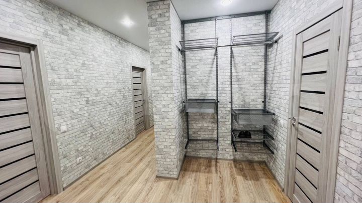 3-к. квартира, 90 м², 6/17 эт.