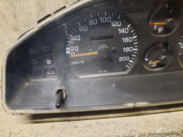 Приборная панель Daihatsu Applause