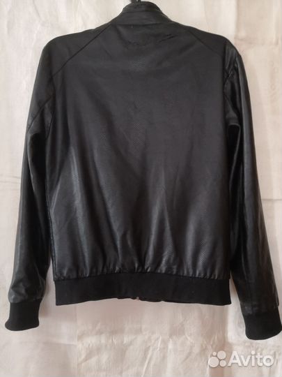 Кожаная куртка мужская 50 размер б/у