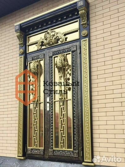 Кованая дверь входная