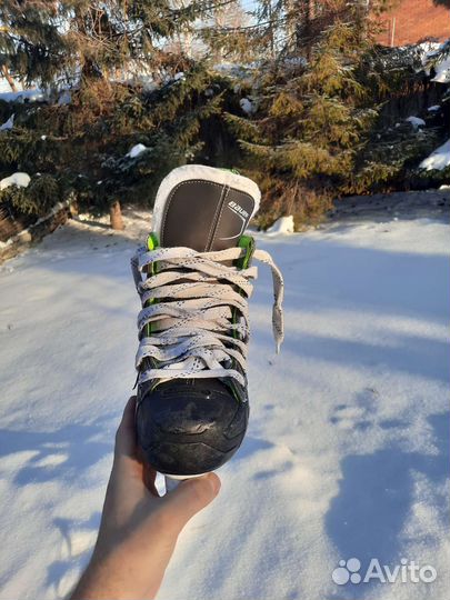 Хоккейные коньки bauer