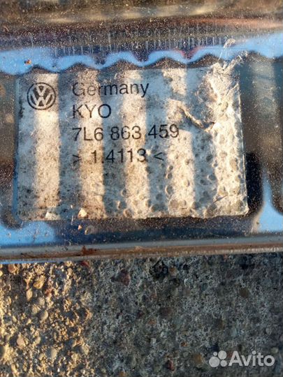 Volkswagen Touareg 7l Замковая панель багажника