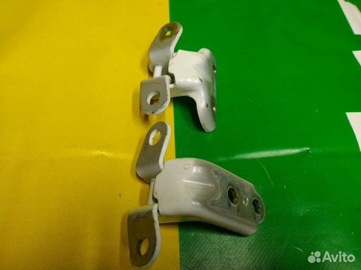 Петли двери комплект Hyundai Tucson 2022