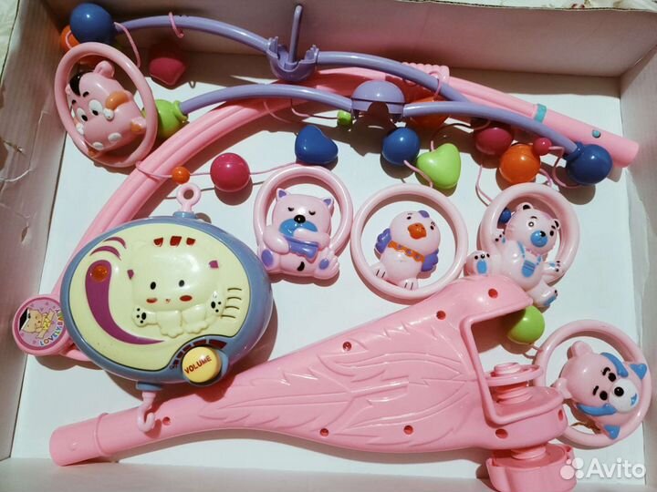 Мобиль на детскую кроватку