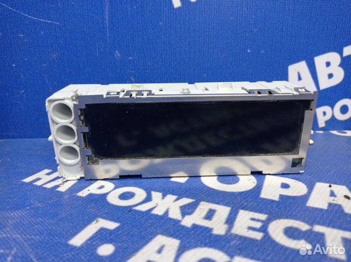 Дисплей информационный Renault Megane 3 хэтчбек