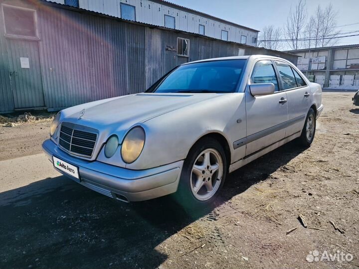 Mercedes-Benz E-класс 2.3 AT, 1996, 300 000 км