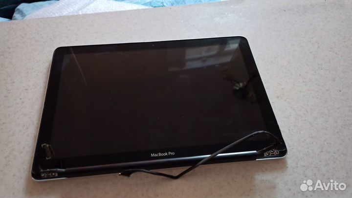 Экран Apple MacBook Pro 13