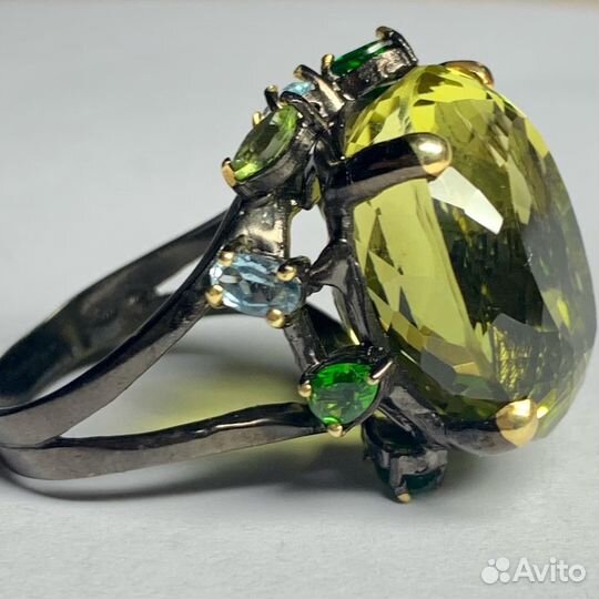 Кольцо с кварцем