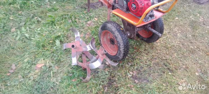 Мотоблок с прицепом самосвалом