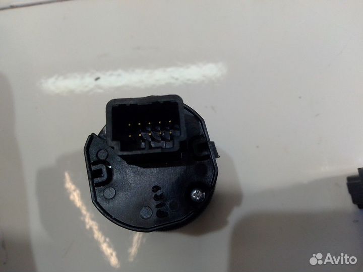 Кнопка (Infiniti QX60)