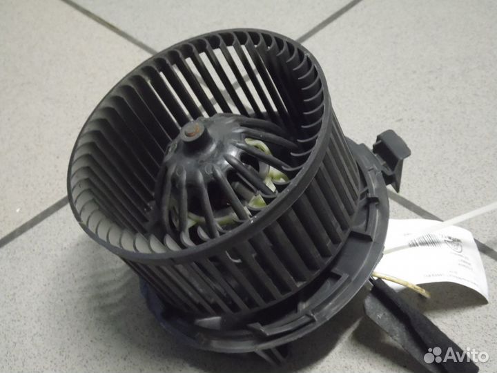 Моторчик печки Рено Логан 1 Сандеро 1