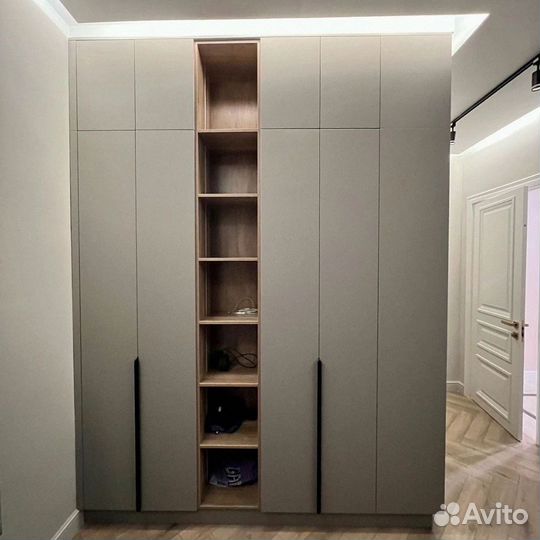 Шкаф распашной современный от фабрики