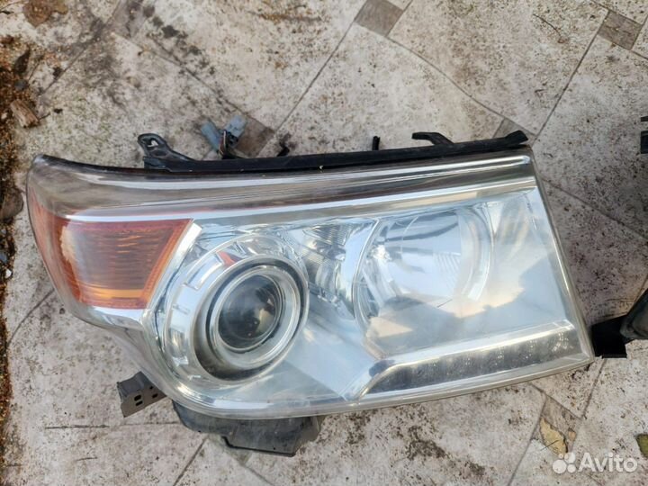 Фары Toyota land cruiser 200