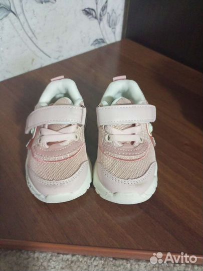 Детская обувь новая