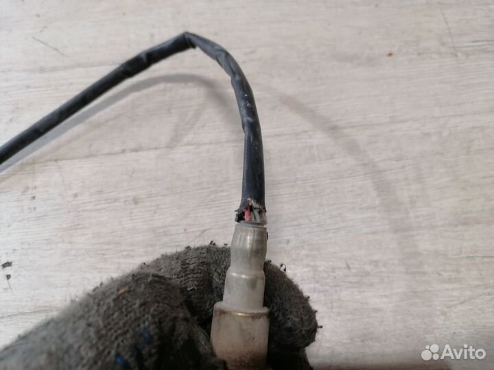 Датчик кислородный лямбда зонд Skoda Rapid