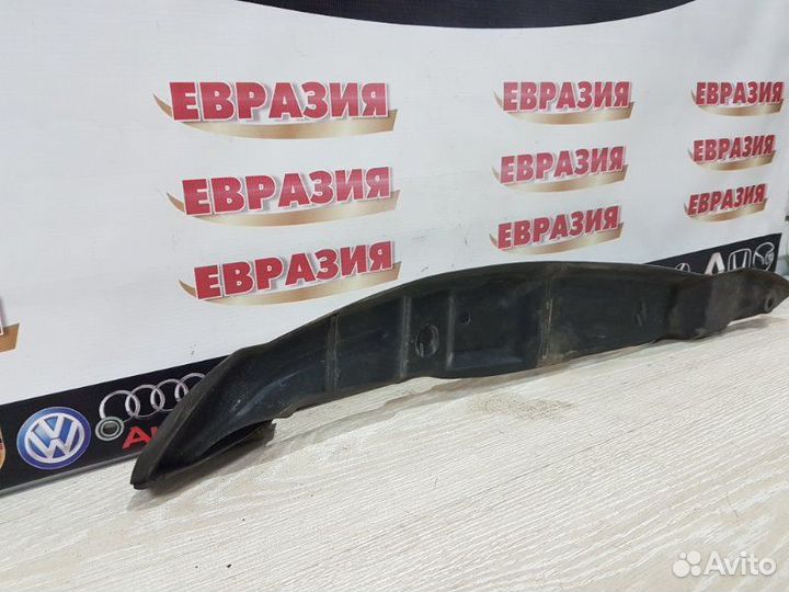 Пыльник крыла передний правый Audi A6 C7 2012