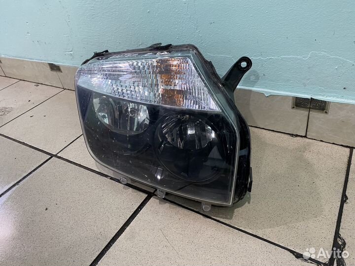 Фара передняя правая Renault Duster
