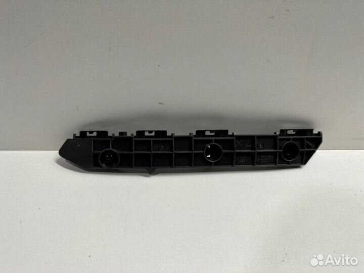 Кронштейн бампера передний левый Lexus Lx 570