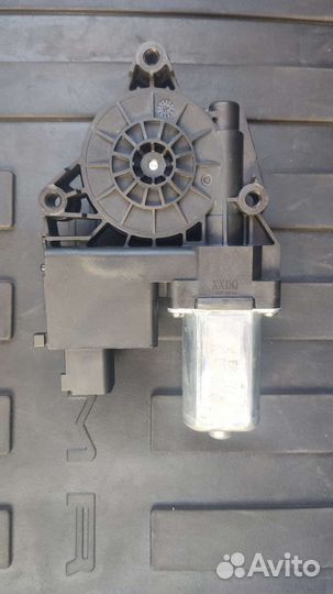 Моторчик стеклоподъемника Geely Coolray