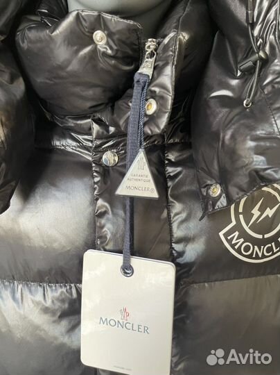 Куртка moncler с капюшоном