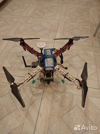 Квадрокоптер dji naza