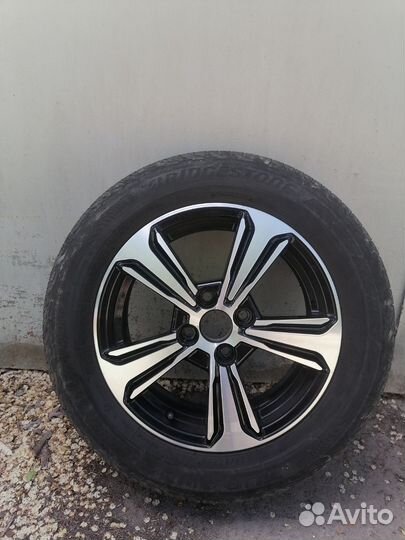 Диски r15 на hyundai Solaris 4 шт