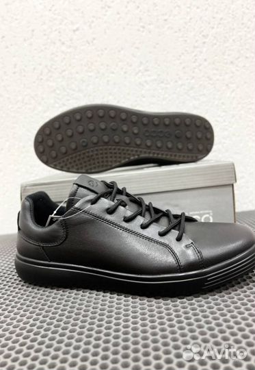 Кроссовки Ecco модные