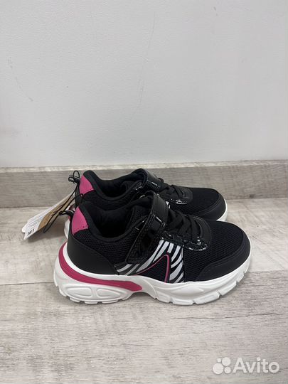 Кроссовки 32 для девочки Jomoto