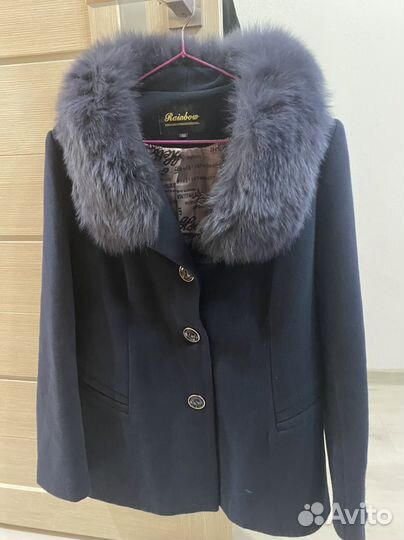 Укороченное пальто