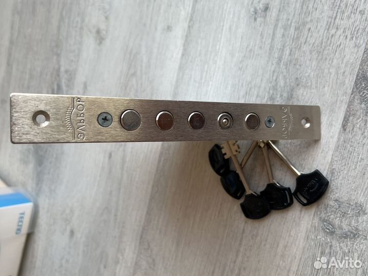 Замок врезной