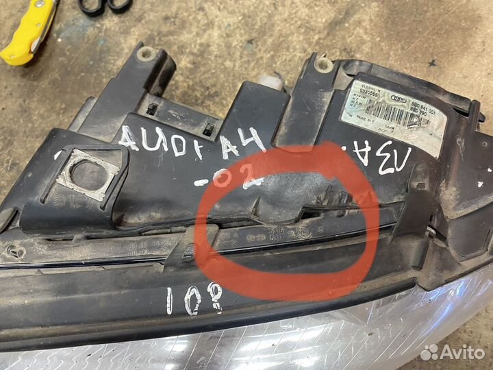 Фара левая Audi A4(8E) 01-05 галоген с дефектом