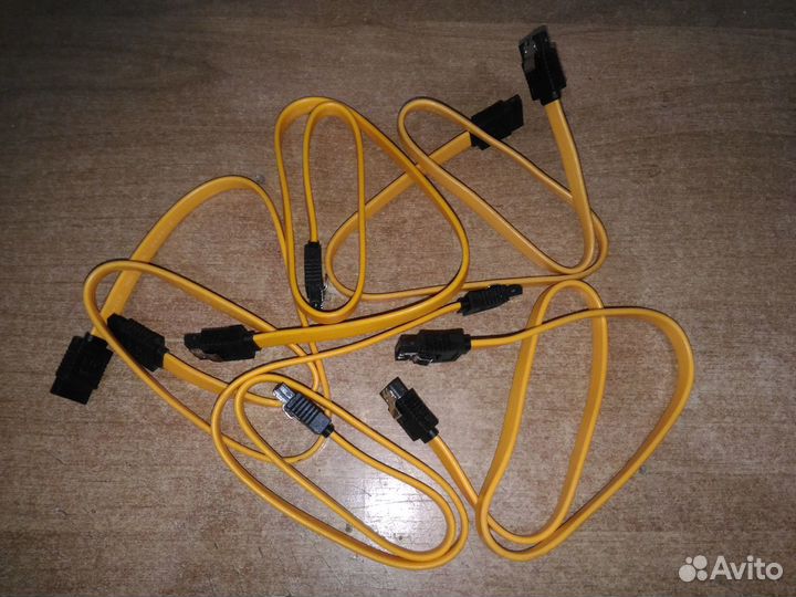 Новые шлейфы SATA