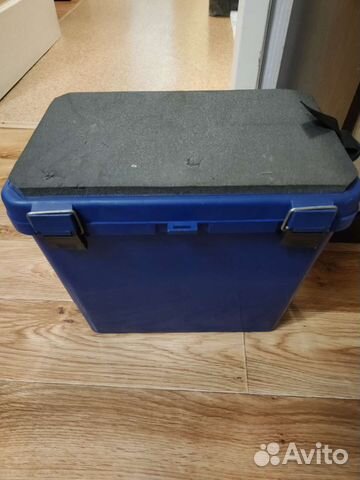 Рыбацкий ящик для рыбалки