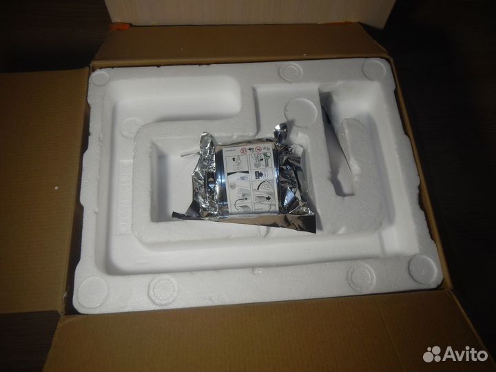 Парогенератор Braun CareStyle Compact IS2043BL