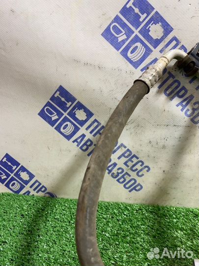 Трубка кондиционера Renault Fluence седан 1.6