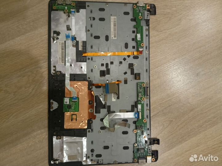 Acer v5-551 топкейс + клавиатура и крышка матрицы