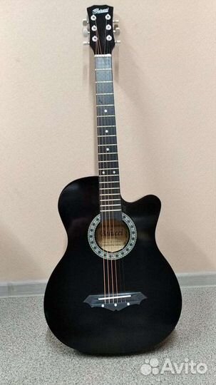 Гитара новая